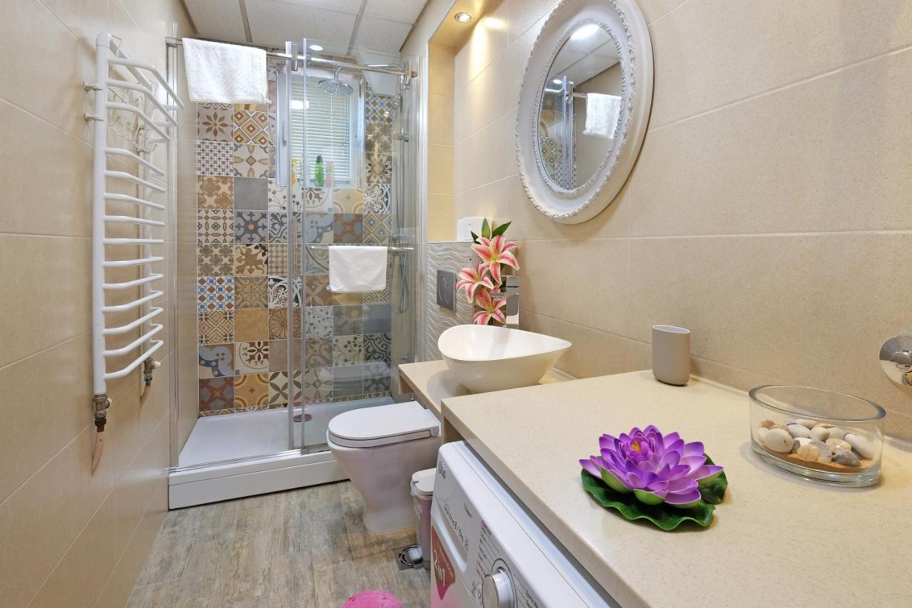 Paradise Starry Suite-City Center Белград Екстериор снимка