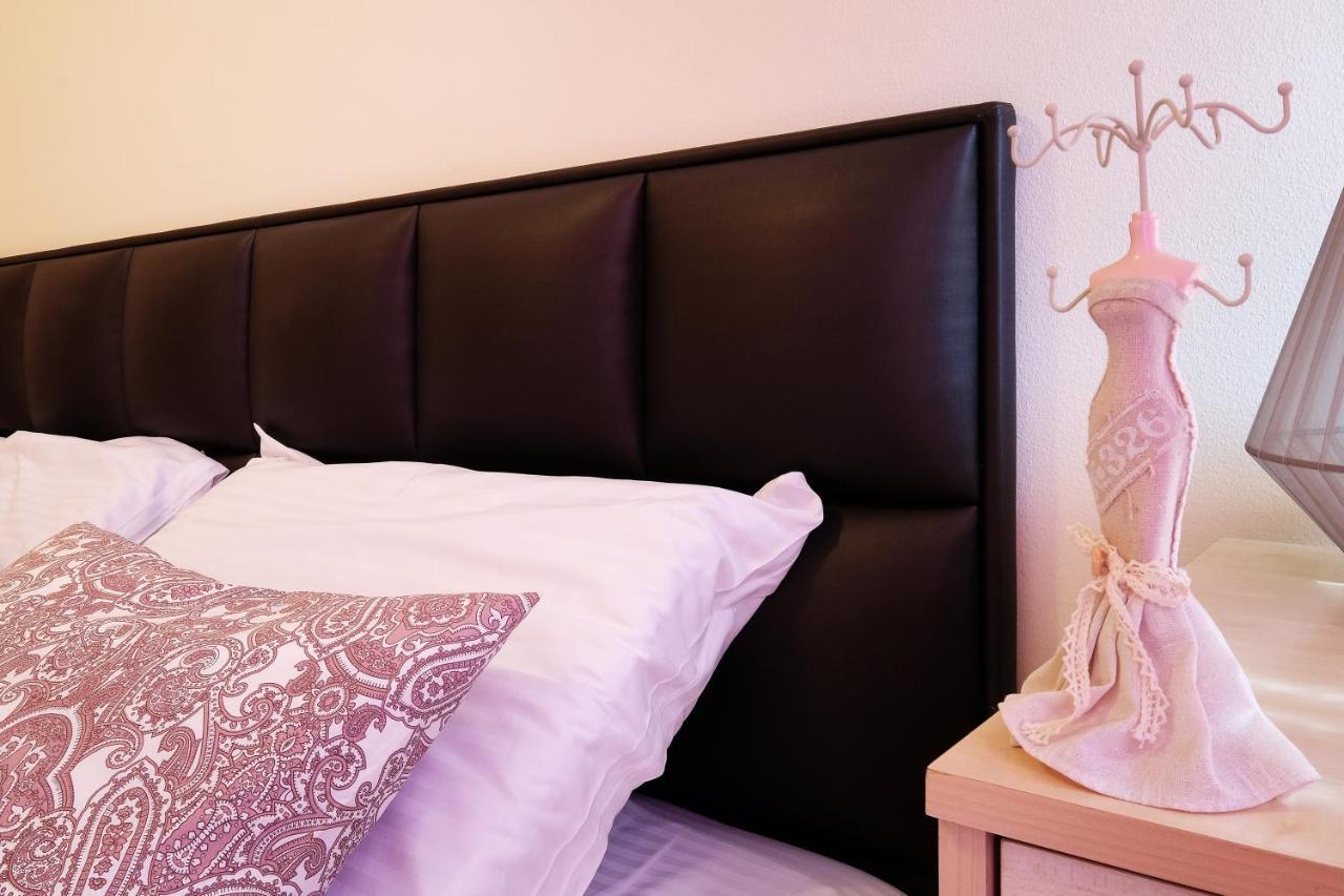 Paradise Starry Suite-City Center Белград Екстериор снимка
