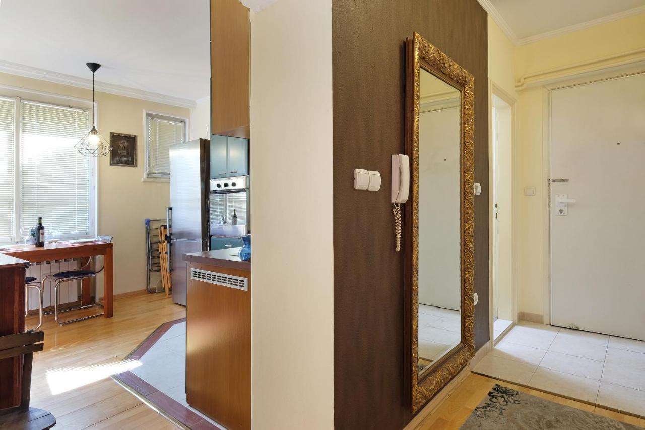 Paradise Starry Suite-City Center Белград Екстериор снимка